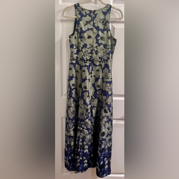 Banana Republic floral maxi dress - Picture 3 of 6